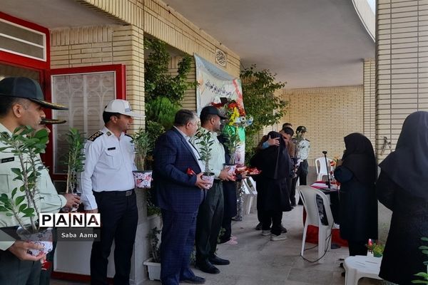 تجلیل از پدران نظامی در کاشمر