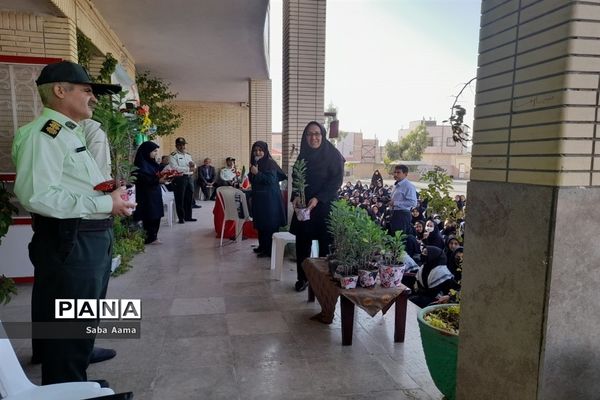 تجلیل از پدران نظامی در کاشمر