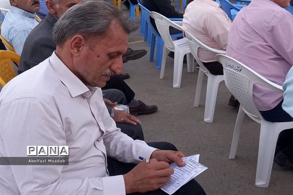 جلسه انجمن اولیا و مربیان دبیرستان پسرانه نمونه کاشمر