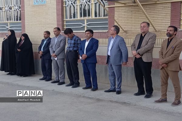 جلسه انجمن اولیا و مربیان دبیرستان پسرانه نمونه کاشمر