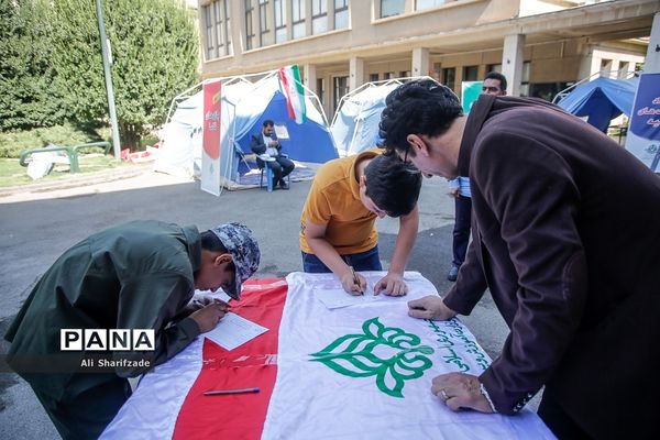 کارگاه‌های مهارت‌آموزی ویژه دانش‌آموزان در حاشیه نماز جمعه تهران