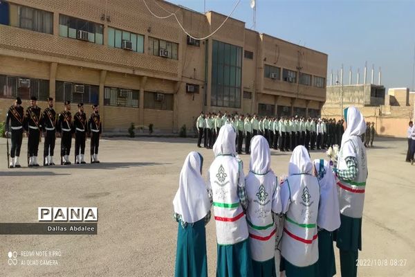 قدردانی از نیروهای انتظامی توسط تشکیلات سازمان دانش‌آموزی شهرستان شادگان