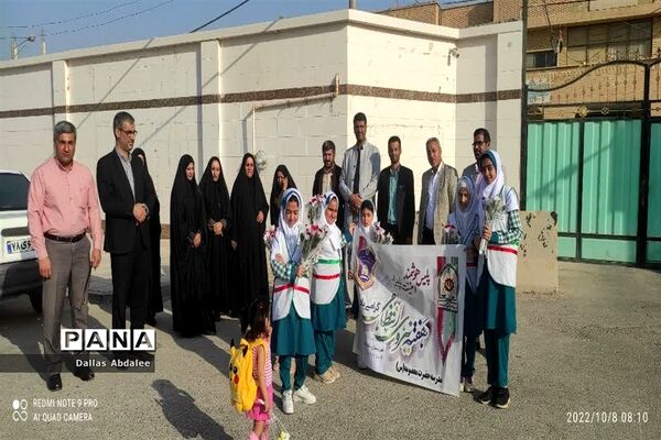 قدردانی از نیروهای انتظامی توسط تشکیلات سازمان دانش‌آموزی شهرستان شادگان