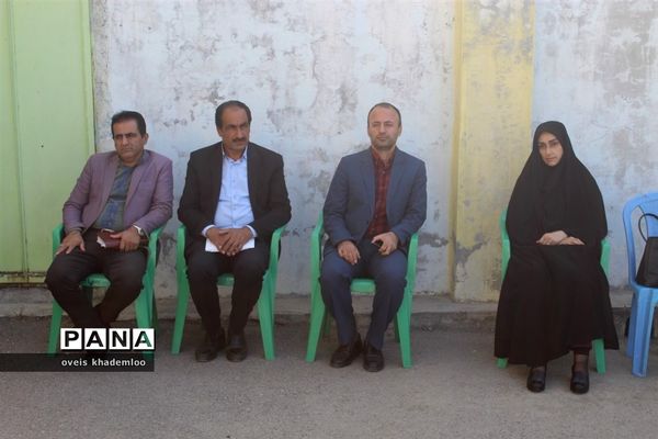 مراسم آغاز امامت امام زمان در دبستان شهیدان حجازی گلوگاه