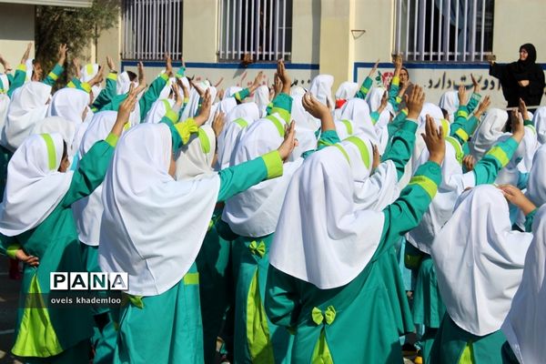 مراسم آغاز امامت امام زمان در دبستان شهیدان حجازی گلوگاه