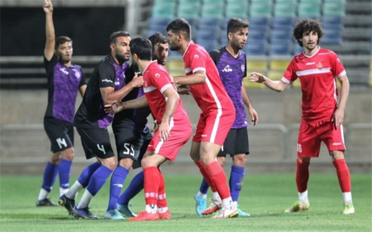 پرسپولیس مقابل هوادار متوقف شد