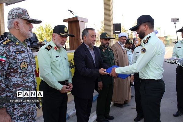 صبحگاه مشترک یگان‌های نمونه نیروهای مسلح استان سمنان