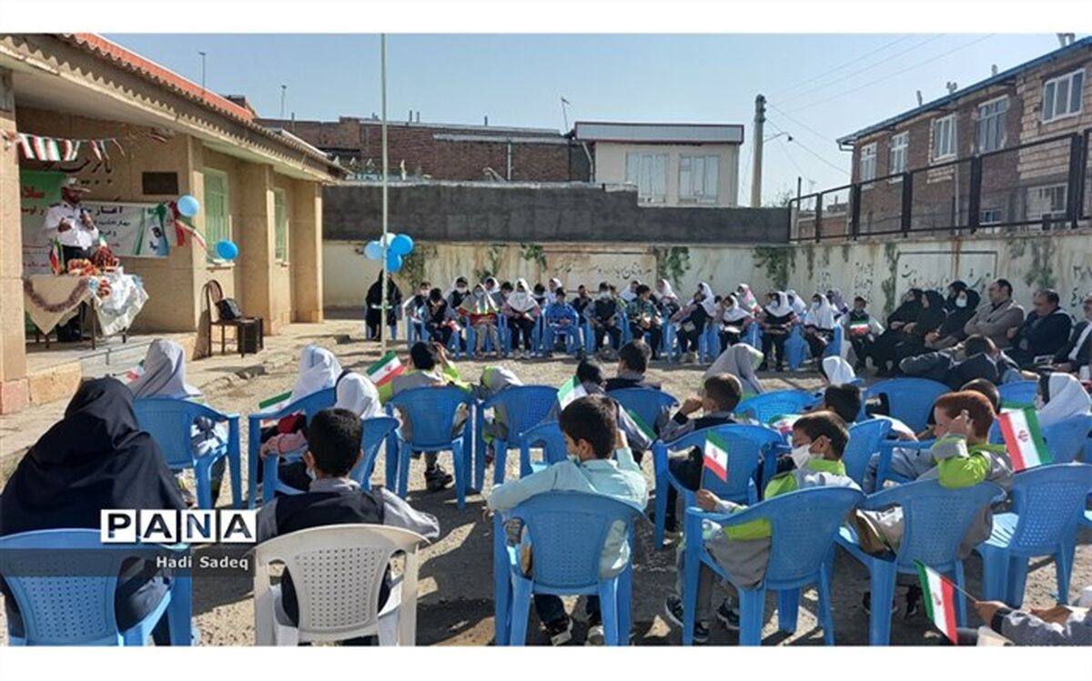 هفته ملی کودک با هدف معطوف کردن توجه جامعه به حقوق کودکان برگزار می‌شود