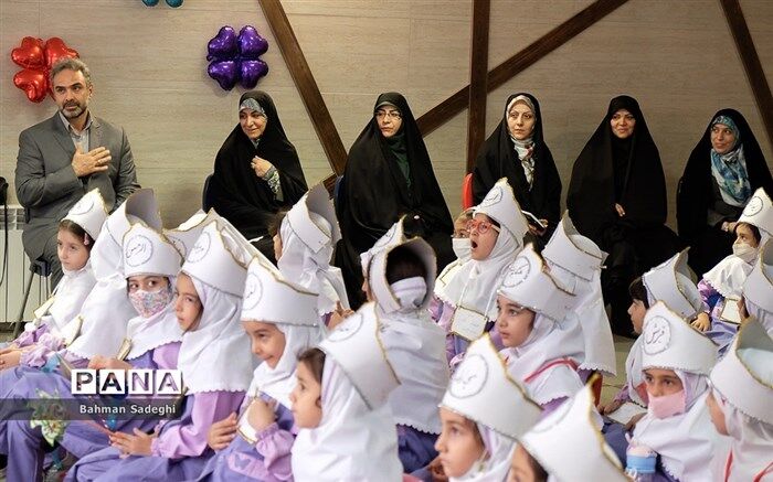 آموزش قرآن به دانش‌آموزان ابتدایی همراه با ایجاد خاطره خوب