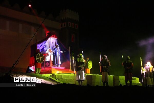 پنجمین شب نمایش تاریخی آیینی «فصل شیدایی» در قم