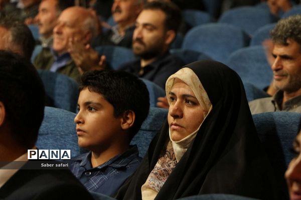 همایش ملی بزرگداشت روز جهانی تخم مرغ در تبریز