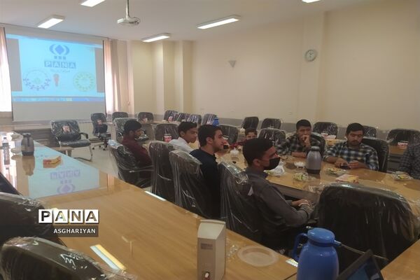 تجلیل از دانش‌آموز‌‌خبرنگاران عضو خبرگزاری پانا‌ استان اصفهان