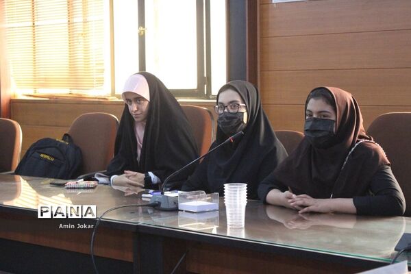 برگزاری نشست تبیینی سواد رسانه‌ای ویژه دانش‌آموز‌خبرنگاران خبرگزاری پانا فارس