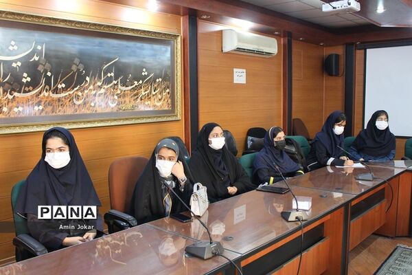 برگزاری نشست تبیینی سواد رسانه‌ای ویژه دانش‌آموز‌خبرنگاران خبرگزاری پانا فارس