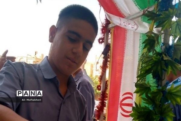 برگزاری جشن عاطفه‌ها در دبیرستان نمونه دولتی انصارالمهدی قرچک