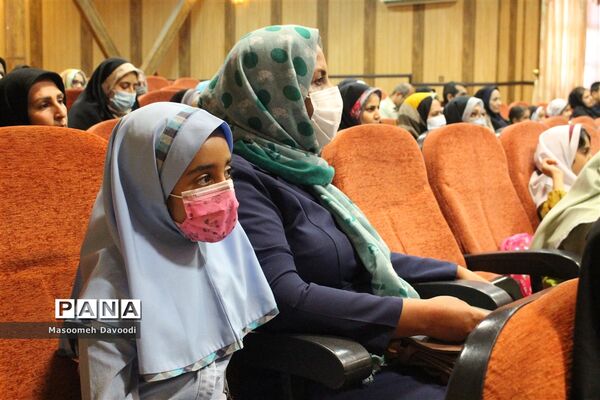 برگزاری جلسه توجیهی طرح سکوی ایران قوی در ناحیه 3 شیراز