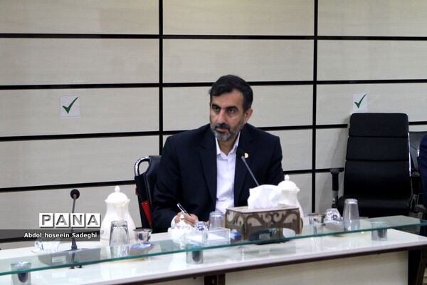 جلسه شورای معاونان اداره‌کل آموزش و پرورش استان بوشهر
