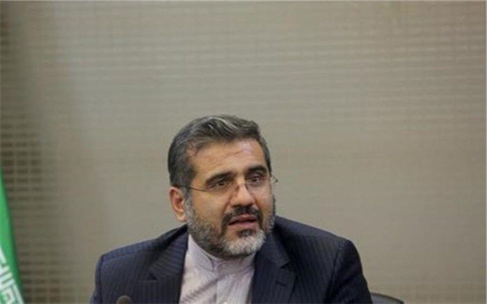 عدالت فرهنگی به‌معنای فراهم‌کردن زمینه‌های بروز خلاقیت‌های فرهنگی‌ هنری اقشار مختلف است
