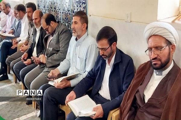 همایش دانش‌آموزی در محکومیت هتک حرمت به مقدسات و قرآن کریم در جرقویه سفلی