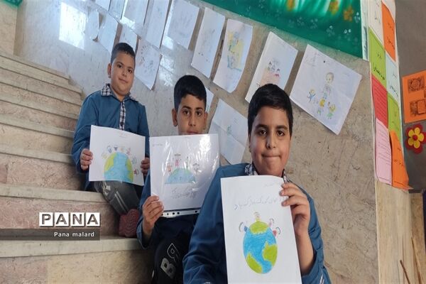 برپایی نمایشگاه نقاشی در دبستان ولی محمدی صفادشت