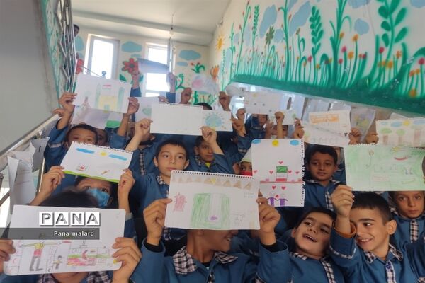 برپایی نمایشگاه نقاشی در دبستان ولی محمدی صفادشت