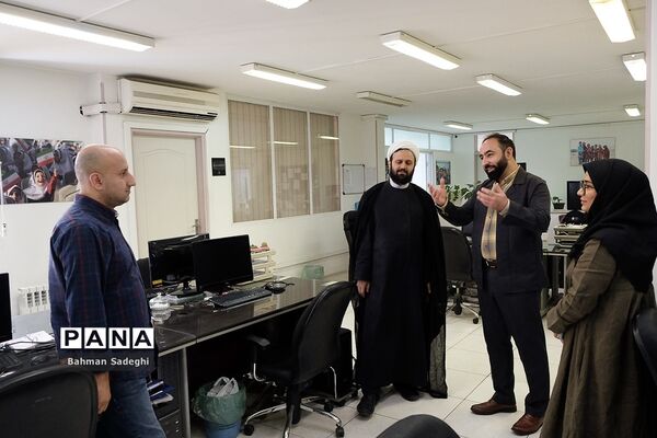 بازدید مشاور وزیر و دبیر ستاد همکاری‌های حوزه علمیه و آموزش و پرورش از خبرگزاری پانا