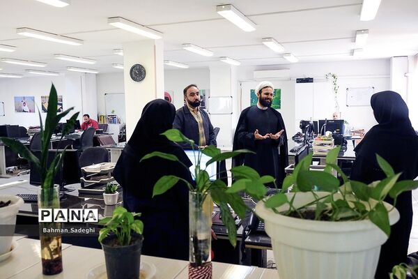 بازدید مشاور وزیر و دبیر ستاد همکاری‌های حوزه علمیه و آموزش و پرورش از خبرگزاری پانا