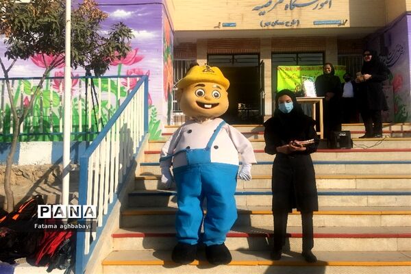 برگزاری طرح آموزش ایمنی مصرف‌کنندگان گاز طبیعی در دبیرستان مرضیه