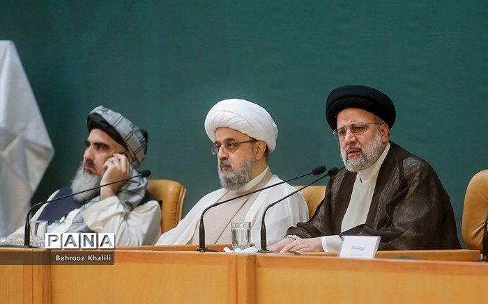 ‌مسلمانان‌ توانمندی‌های جهان اسلام و ناتوانی دشمن را تبیین کنند