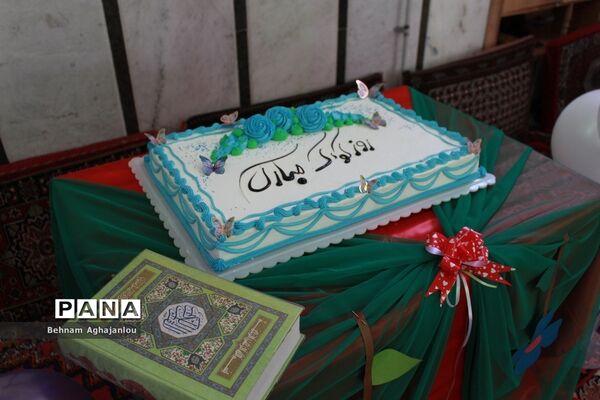 جشن آموزش قرآن مدرسه ابتدایی ادهمی ناحیه یک زنجان