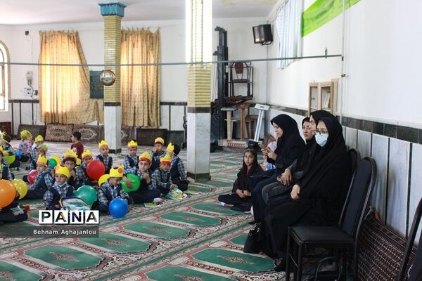 جشن آموزش قرآن مدرسه ابتدایی ادهمی ناحیه یک زنجان