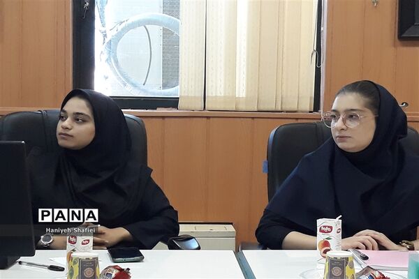 برگزاری نشست تبیینی ویژه نمایندگان مجلس دانش‌آموزی سازمان دانش‌آموزی ناحیه یک شیراز