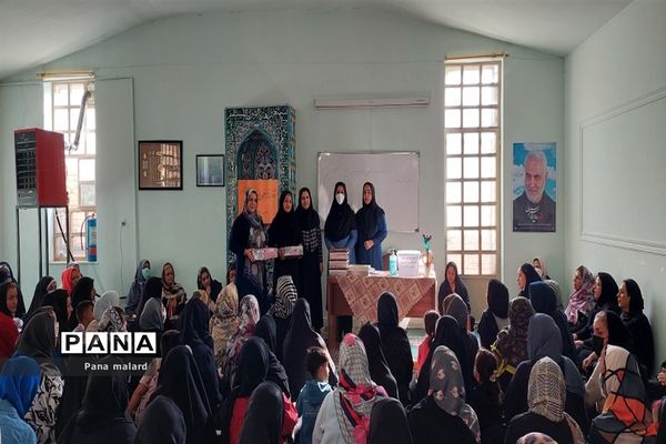 برگزاری انتخابات انجمن اولیا و مربیان دبیرستان عصمت صفادشت