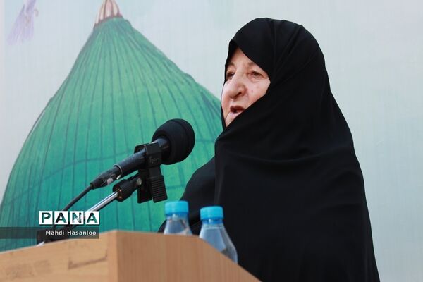 اجتماع بزرگ همدلی بانوان فاطمی در زنجان