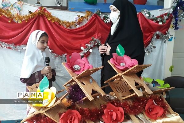 جشن میلاد پیامبر(ص) در دبستان حضرت زهرا(س) رودهن