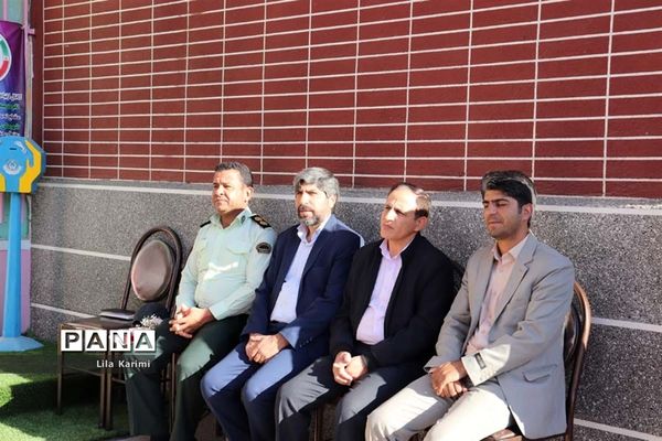 برگزاری آیین حافظ خوانی در مدارس آباده