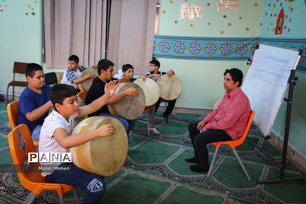 آموزش مرشدخوانی دانش‌آموزی