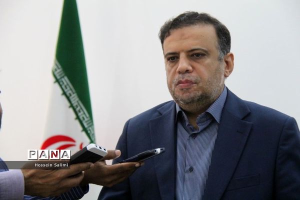 مراسم استقبال از وزیر آموزش و پرورش در فرودگاه بین‌المللی بندرعباس