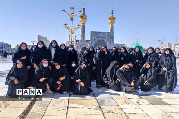 اردوی دبیرستان شاهد ارض اقدس در حرم مطهر رضوی