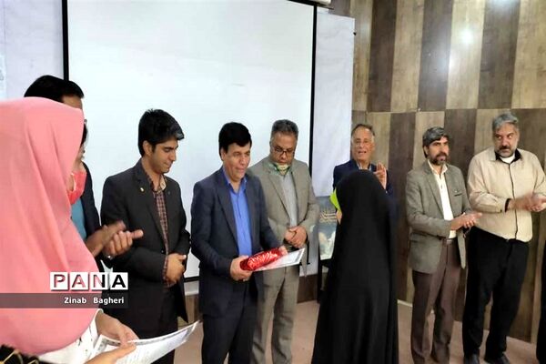 آیین اختتامیه برنامه‌های تابستانه  کانون‌های فرهنگی تربیتی آباده