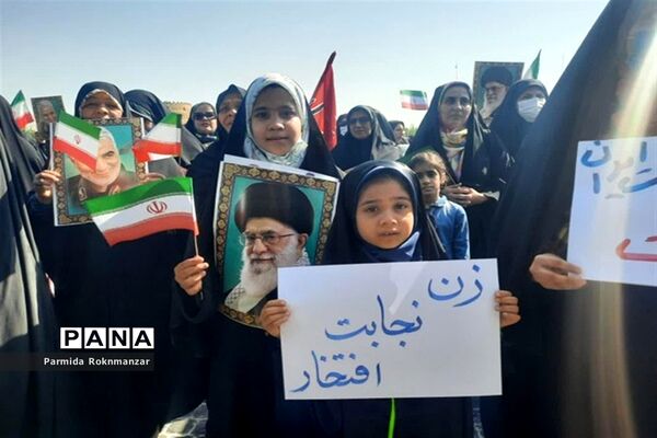 حضور پرشور بانوان شیرازی در همایش بانوان فاطمی