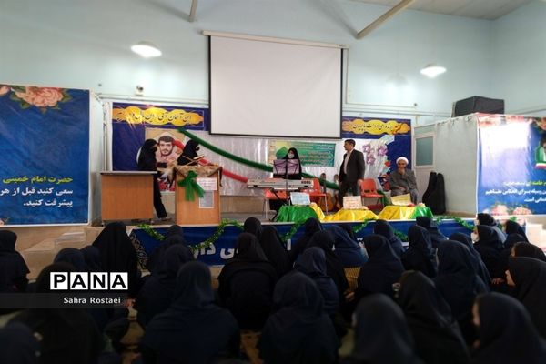 برگزاری جشن میلاد رسول اکرم(ص) و امام جعفر صادق(ع) درمدرسه شاهد فیض