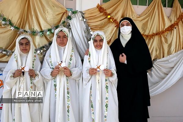 برگزاری طرح «نور چشم» در دبستان حضرت زهرا(س) رودهن