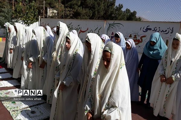 برگزاری طرح «نور چشم» در دبستان حضرت زهرا(س) رودهن