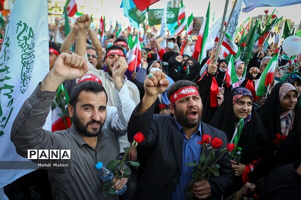 جشن میلاد پیامبر مهربانی‌ها