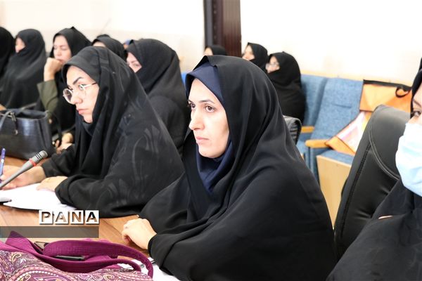 اولین جلسه طرح معرفت مربیان و معاونان پرورشی ابرکوه