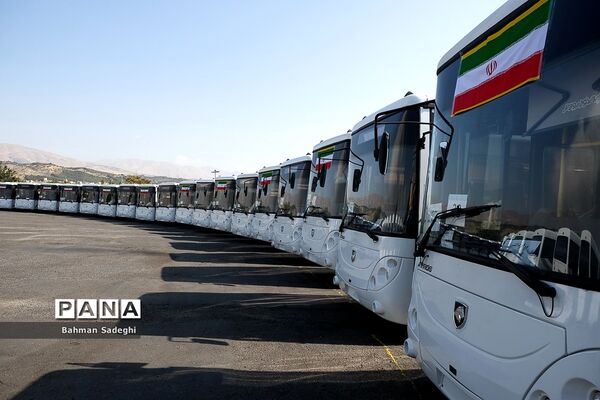 آیین تحویل دو‌ هزارمین تاکسی جایگزین و 200 دستگاه اتوبوس در طرح نوسازی ناوگان فرسوده