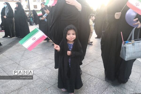 جشن بزرگ میلاد پیامبر مهربانی با نقش‌آفرینی بانوان محجبه و انقلابی مشهد مقدس
