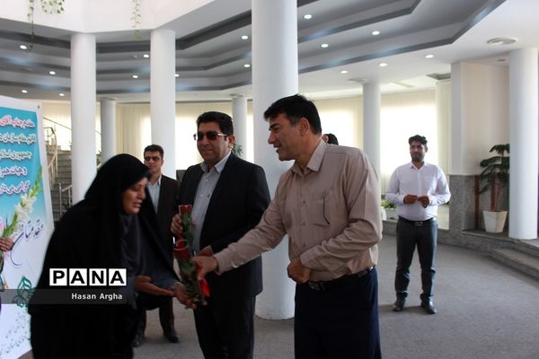 اولین روز نشست مدیران سازمان دانش‌آموزی استان‌ها