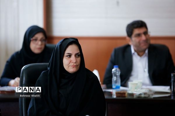 سومین نشست هم‌‌اندیشی مدیران سازمان دانش‌آموزی سراسر کشور-1